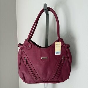 NWT! Multi Sac burgundy shoulder purse with so much storage space!